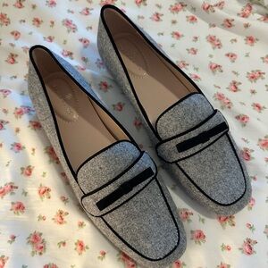 Bandolino Women’s Gray Tweed Loafers Size 8